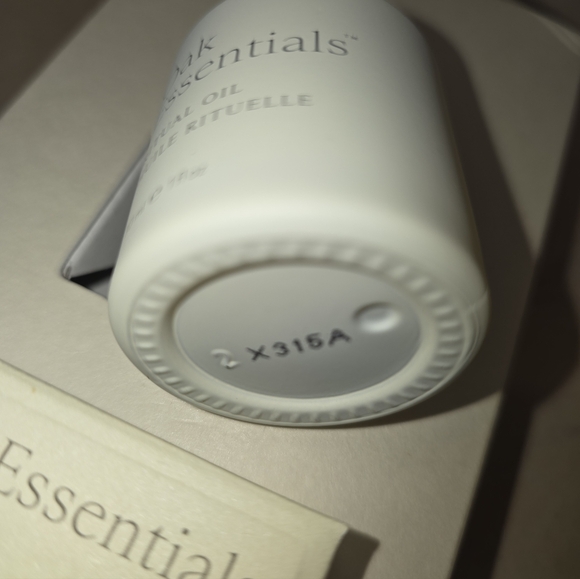 Oak Essentials Ritual Oil 1oz - Picture 2 of 7